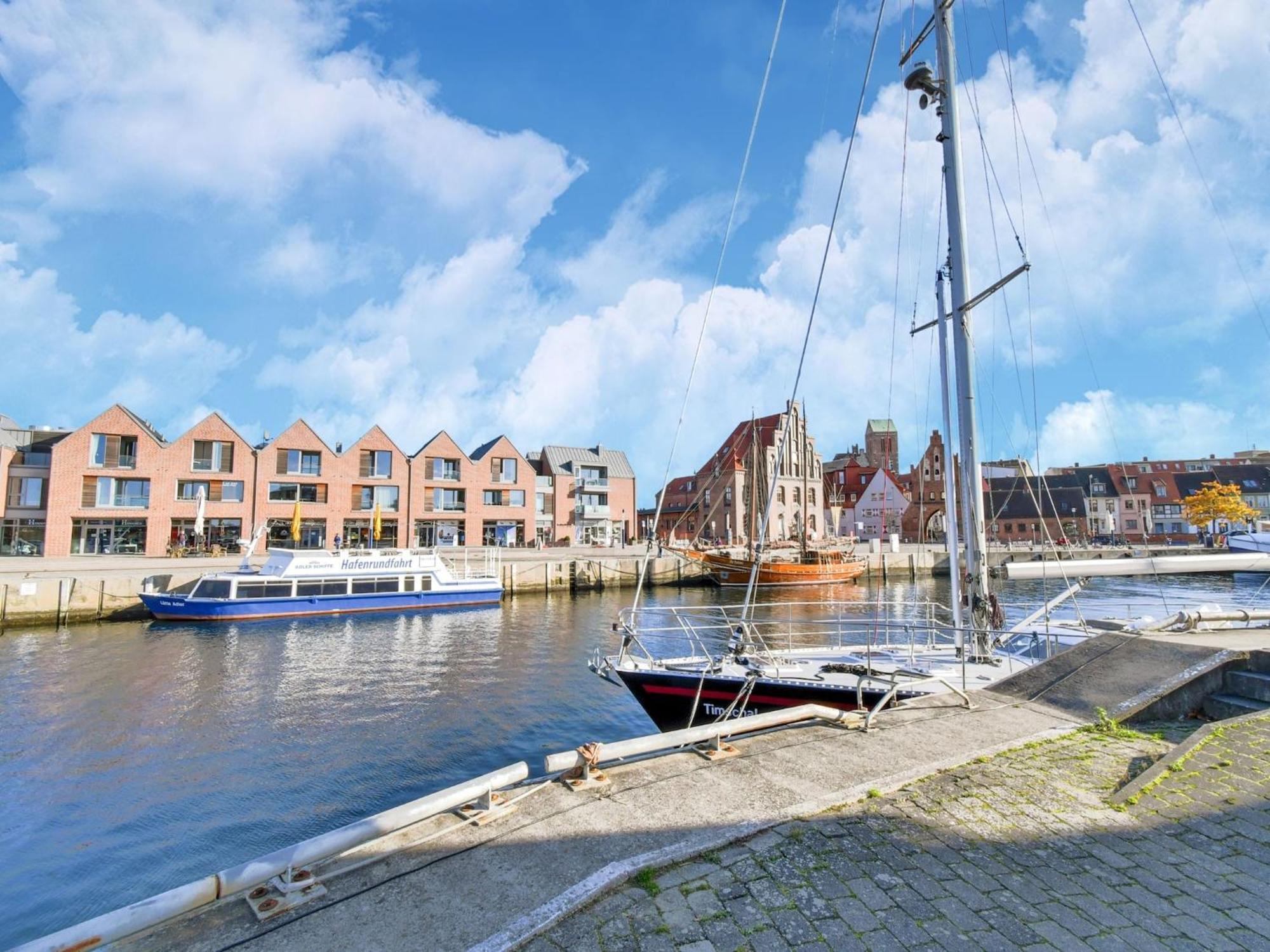 Modern Apartment In Wismar With Private Terrace 外观 照片